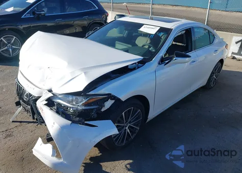 2025 Lexus Es 300H z USA, uszkodzony, nr VIN 58ADA1C19SU058004